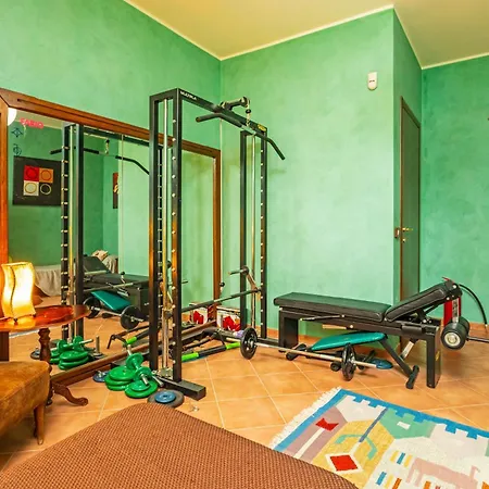Queen Etna - Beautiful Pool Holiday home